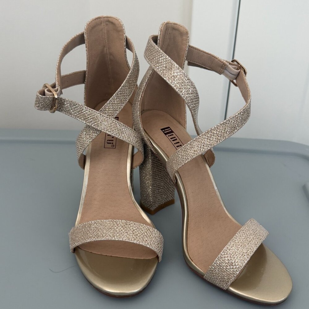 ✨Idifu Gold Glitter Block Heel Sandals | Size 6.5 | New / Never Worn ✨